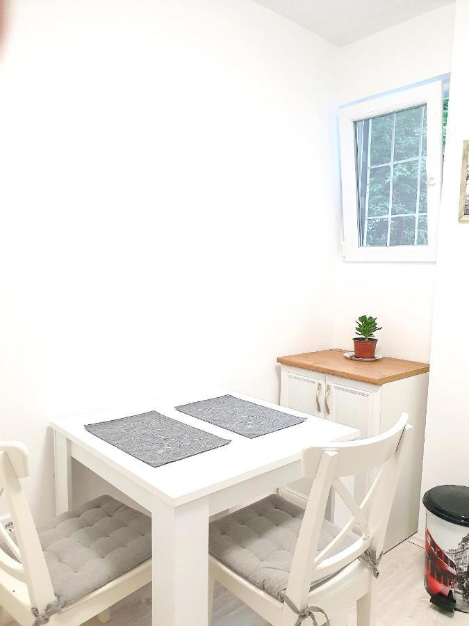 Apartment Iskra Beograd Bagian luar foto