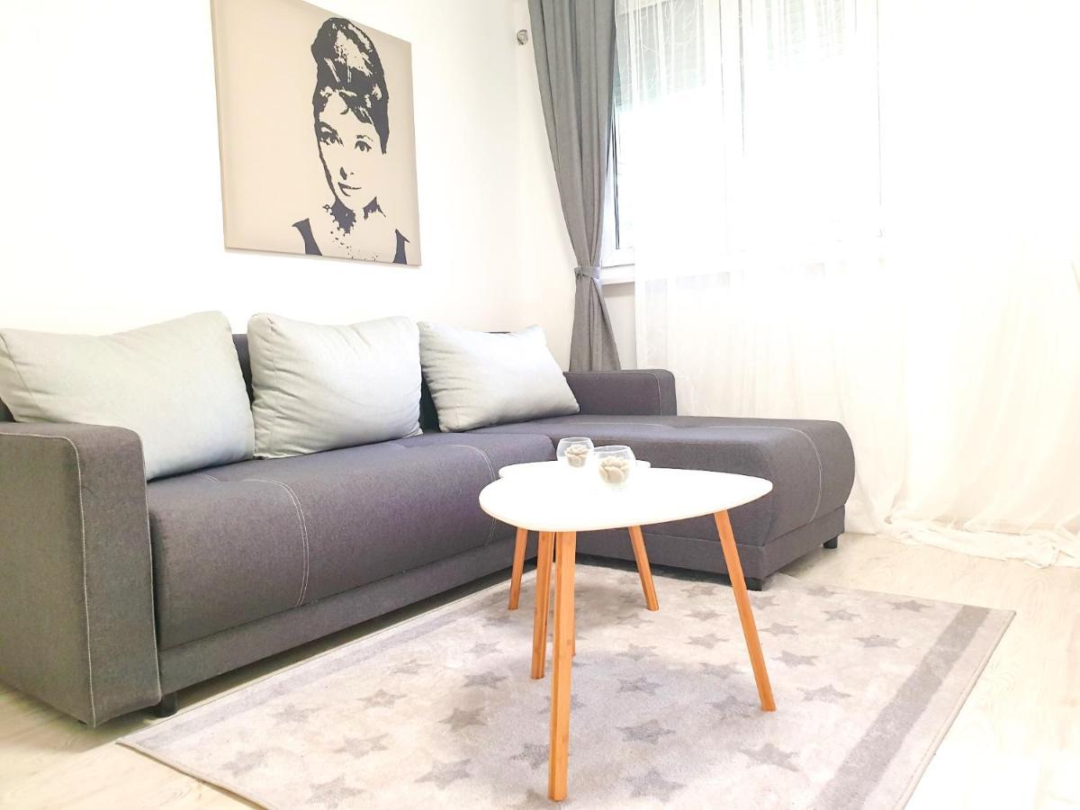 Apartment Iskra Beograd Bagian luar foto