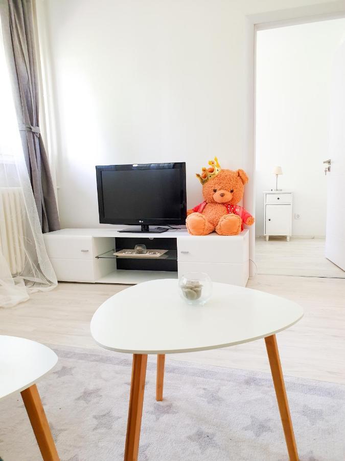 Apartment Iskra Beograd Bagian luar foto