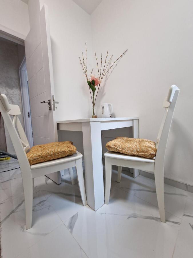 Apartment Iskra Beograd Bagian luar foto